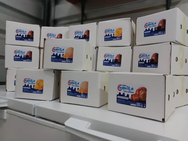 Helado de 4Lt Cuquita Sabor Naranja Piña's foto | Don Manu |  BizneCubano